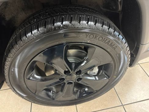Used 2021 Jeep Compass Latitude AWD/4WD image 31