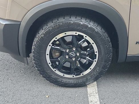 Used 2023 Nissan Pathfinder Rock Creek image 8