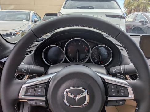 New 2026 MAZDA MX-5 Miata RF Grand Touring RWD image 27