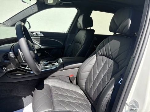 New 2026 BMW X5 xDrive40i w/ Premium Package image 10