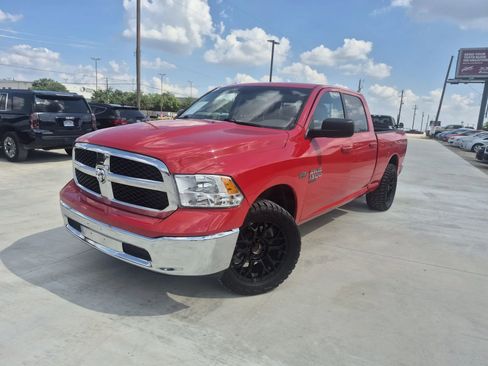 Used 2020 RAM 1500 Classic SLT RWD image 1