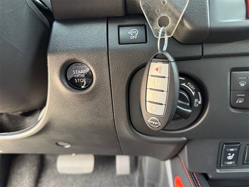 New 2026 Nissan Frontier PRO-4X w/ Pro-4x Convenience Package image 28