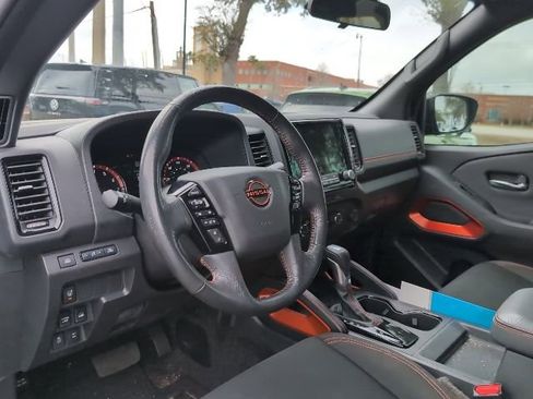 Used 2023 Nissan Frontier PRO-4X w/ Technology Package image 7