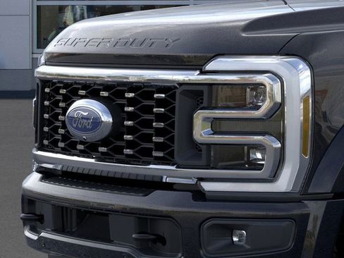 New 2026 Ford F450 Platinum w/ FX4 Off-Road Package image 17