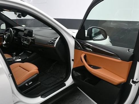 Used 2022 BMW X3 xDrive30i AWD/4WD image 11