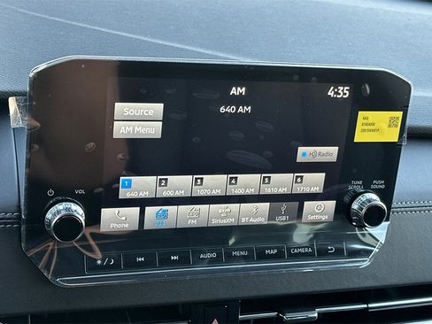 New 2025 Mitsubishi Outlander SE image 19