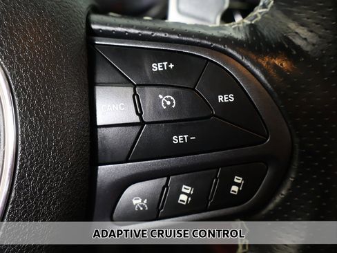 Used 2023 Dodge Durango SRT image 6