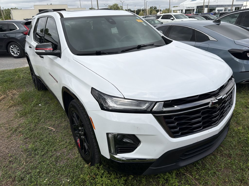 Used 2023 Chevrolet Traverse Premier w/ Redline Edition FWD image 3