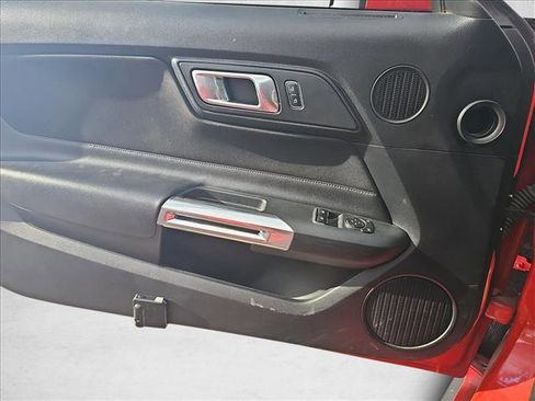 Used 2018 Ford Mustang Coupe w/ Equipment Group 101A image 11