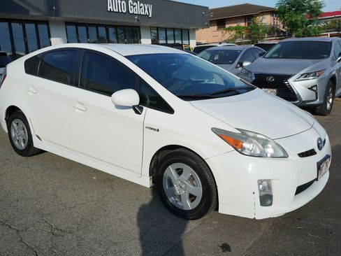 Used 2011 Toyota Prius One FWD image 3