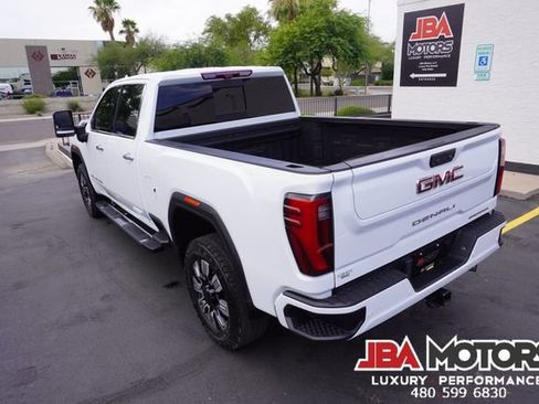 Used 2024 GMC Sierra 2500 Denali w/ Denali Reserve Package AWD/4WD image 13