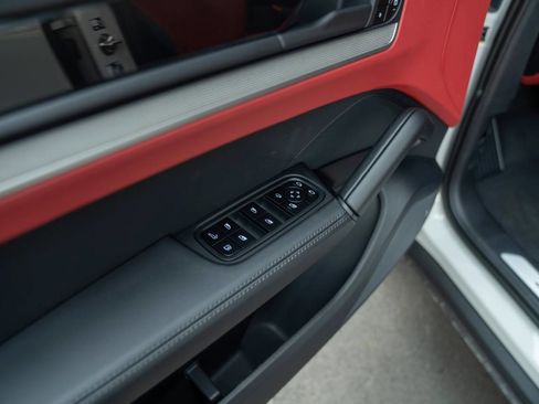 New 2026 Porsche Cayenne S AWD/4WD image 27