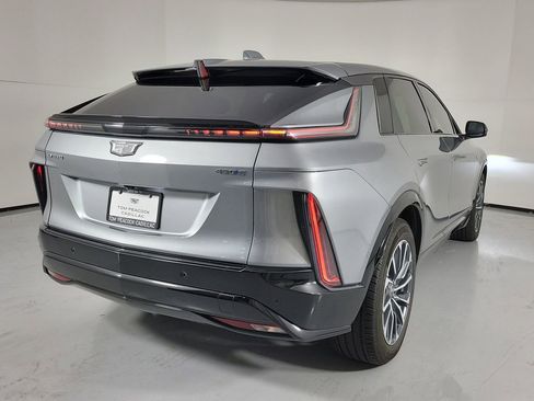 Used 2024 Cadillac Lyriq Sport RWD image 3