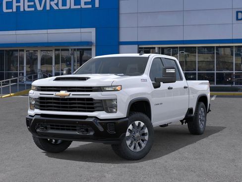 New 2026 Chevrolet Silverado 2500 Custom image 6