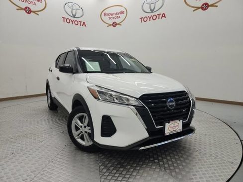 Used 2024 Nissan Kicks S FWD image 1