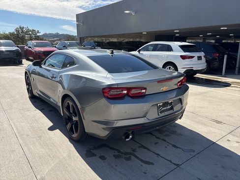 Used 2019 Chevrolet Camaro LT image 8