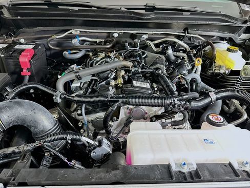 Certified 2025 Toyota Tacoma SR5 AWD/4WD image 29