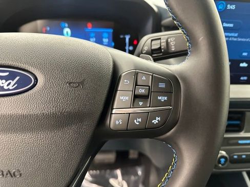 New 2026 Ford Maverick Lobo AWD/4WD image 36
