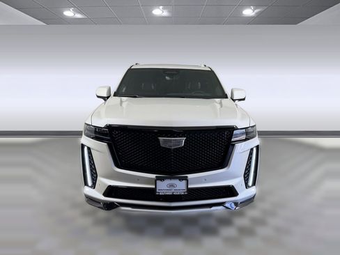 Used 2023 Cadillac Escalade V w/ LPO, ONYX Package AWD/4WD image 6