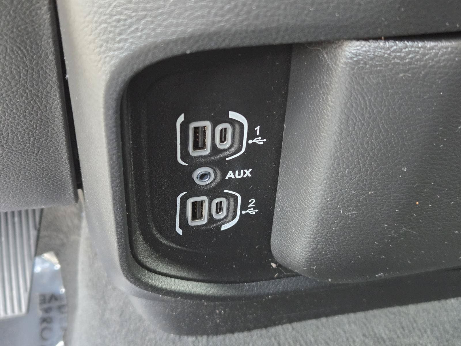 Used 2022 RAM 1500 Big Horn RWD image 13