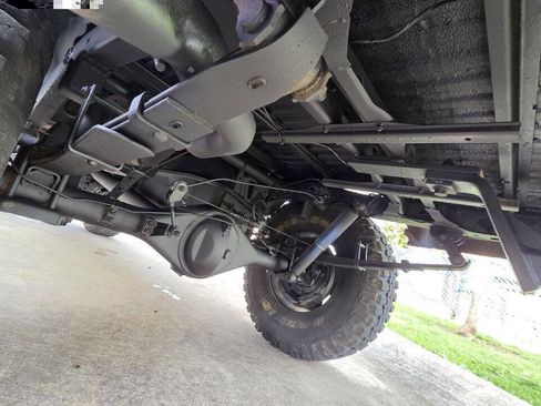 Used 1987 Toyota Pickup Deluxe image 10