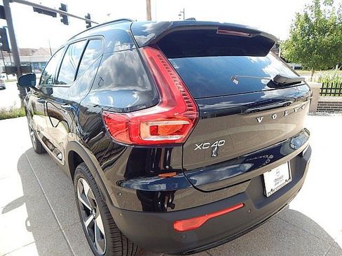 New 2026 Volvo XC40 B5 Plus w/ Protection Package Premier image 10