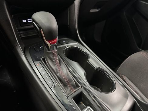 Used 2022 Chevrolet Equinox RS image 22