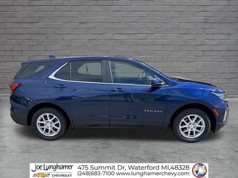 Used 2023 Chevrolet Equinox LT AWD/4WD image 2