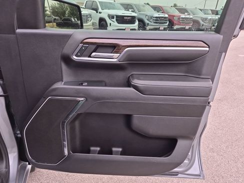 Used 2024 GMC Sierra 1500 Elevation RWD image 36