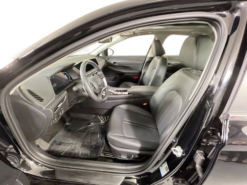 Used 2023 Hyundai Sonata Limited image 21