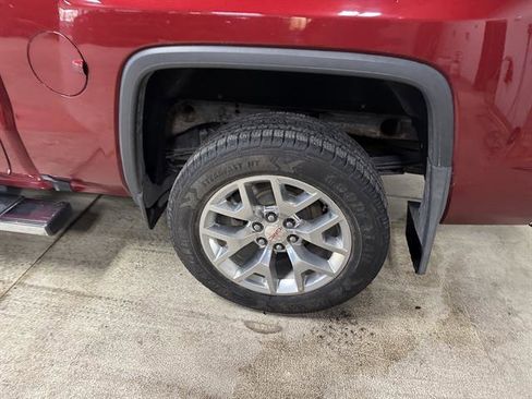 Used 2018 GMC Sierra 1500 SLT AWD/4WD image 8