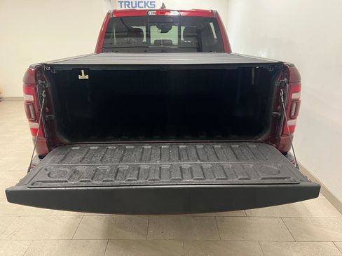 Used 2022 RAM 1500 Limited w/ Body Color Bumper Group AWD/4WD image 17
