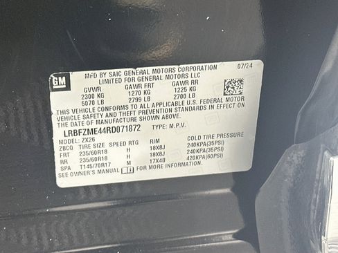 Used 2024 Buick Envision Preferred AWD/4WD image 12