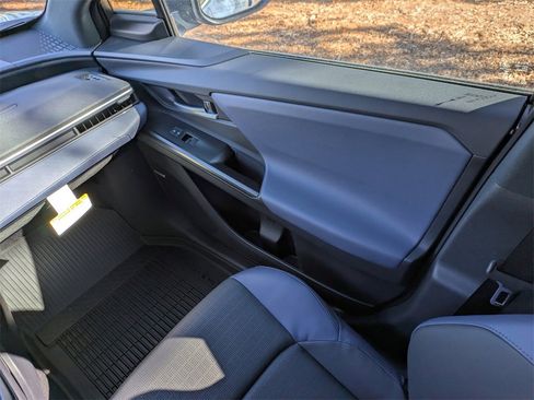 New 2026 Subaru Solterra image 18