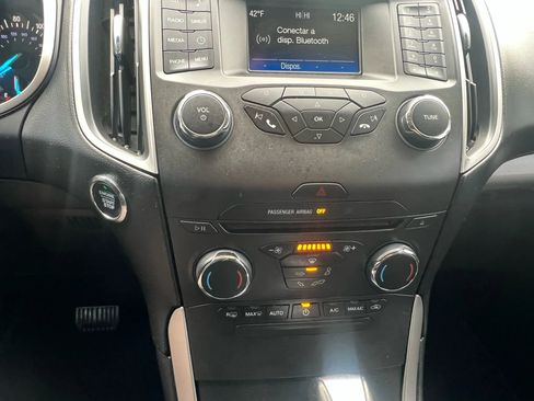 Used 2017 Ford Edge SEL image 19