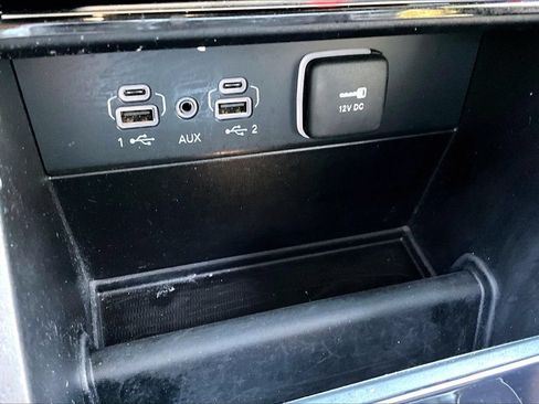 Used 2025 Jeep Grand Cherokee Limited w/ Black Appearance Package RWD image 26