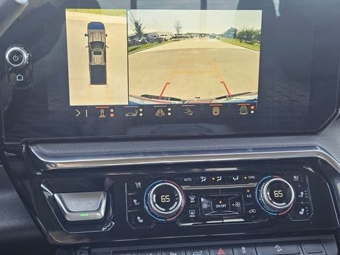 Used 2024 GMC Sierra 2500 Denali w/ Denali Reserve Package AWD/4WD image 18