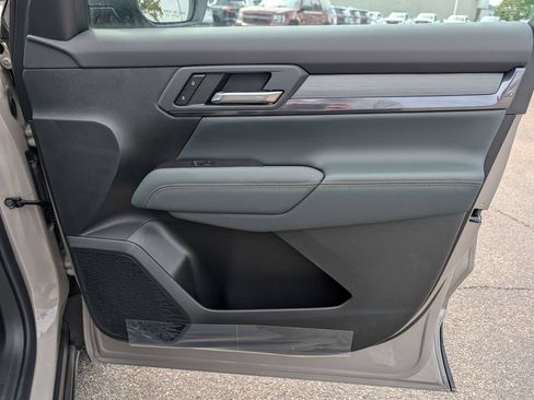 New 2026 GMC Terrain AT4 w/ Convenience Package III AWD/4WD image 21