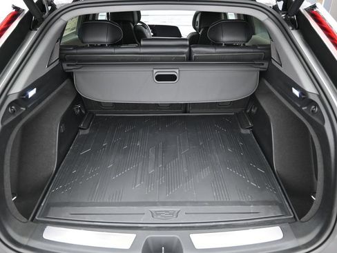 New 2027 Cadillac Optiq Premium Sport w/ LPO, Floor Liner Package AWD/4WD image 27