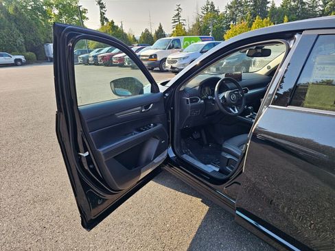 New 2025 MAZDA CX-5 AWD 2.5 S w/ Premium Plus Pkg image 21