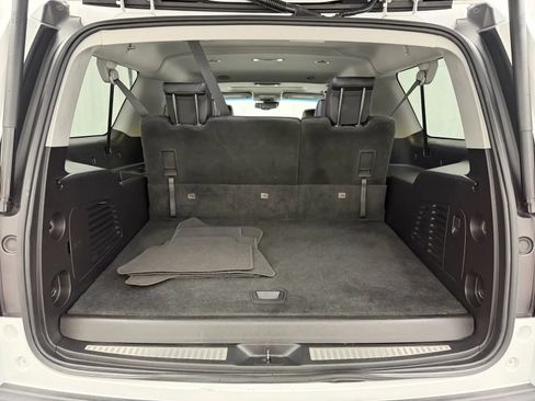 Used 2018 Chevrolet Suburban LT AWD/4WD image 32
