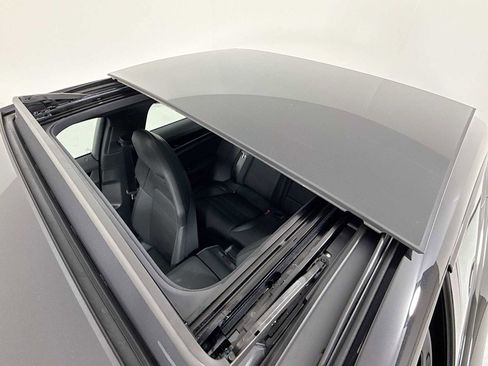 New 2026 Porsche Panamera 4 image 22