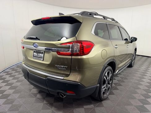 Used 2025 Subaru Ascent Touring w/ Popular Package #1 AWD/4WD image 16