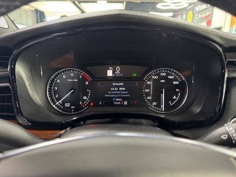 Used 2023 Cadillac XT5 Premium Luxury w/ LPO, Floor Liner Package AWD/4WD image 19