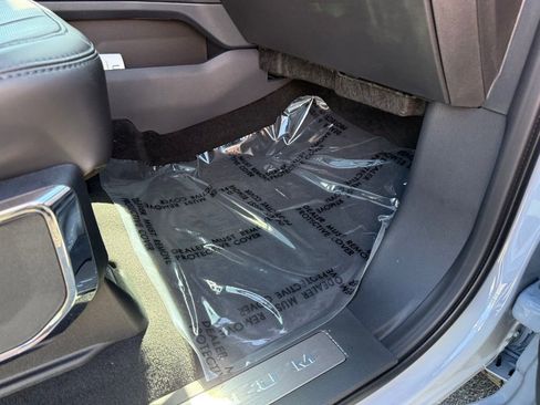 New 2025 Ford F350 Platinum image 27