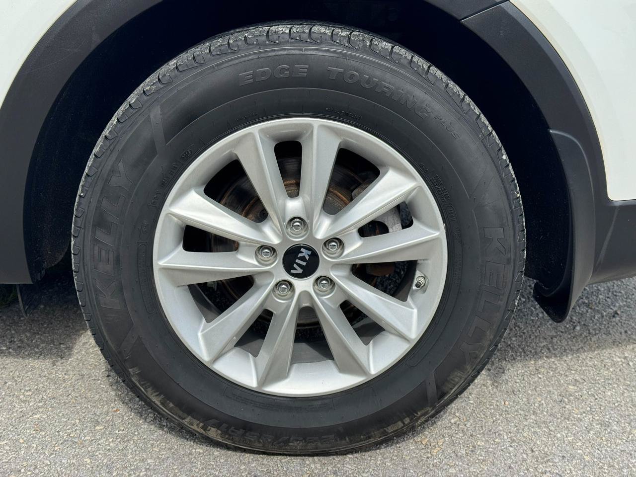 Used 2019 Kia Sorento FWD image 24