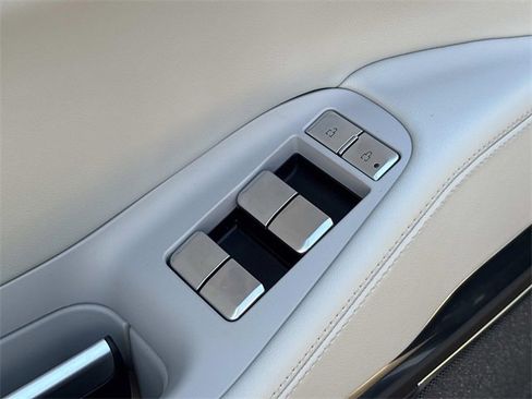 New 2025 Lincoln Navigator Reserve image 23