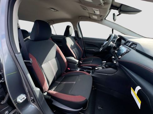 New 2025 Nissan Versa SR w/ Trunk Package image 24