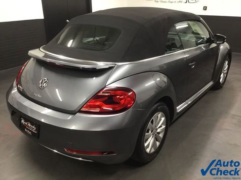 Used 2019 Volkswagen Beetle 2.0T S image 22