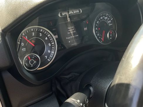 Used 2020 RAM 1500 Big Horn AWD/4WD image 30